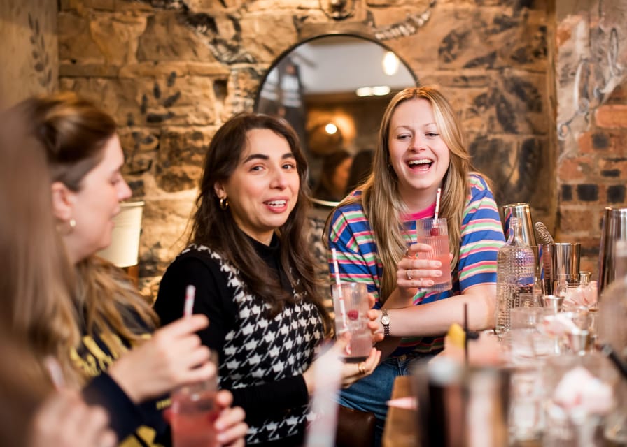 Edinburgh: Love Gin Cocktail Masterclass - How the Eden Mill Love Gin Class Works in Edinburgh