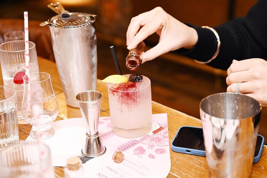Edinburgh: Love Gin Cocktail Masterclass - Price and Value: Is $40 for a 1-Hour Class Fair?