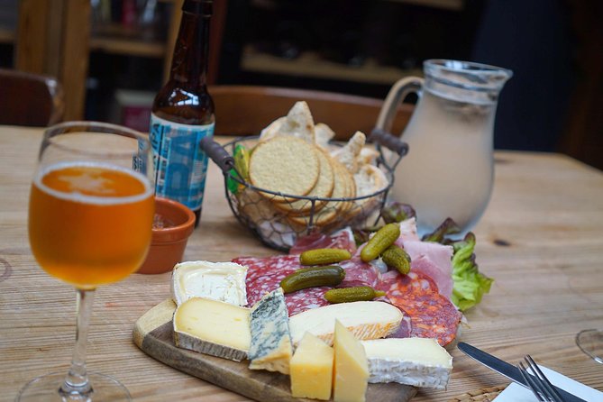 Edinburgh Luxury Private Food & Drink Tour with Eat Walk Tours - Edinburgh on foot, but with a luxury pace