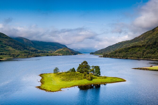 Edinburgh: Mary Queen of Scots Privately Guided Luxury Day Tour - Wallace Monument and Stirling’s backdrop: a Scotland detour that makes sense