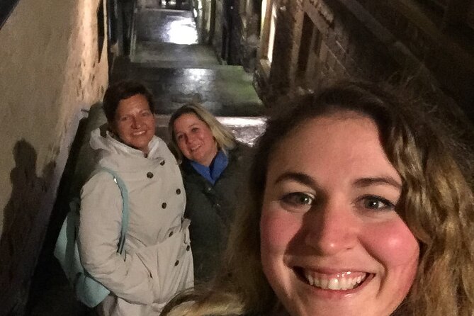 Edinburgh Night Tour with a Local Guide: Private & 100% Personalized - Exploring Old Town nightlife the way locals actually choose it