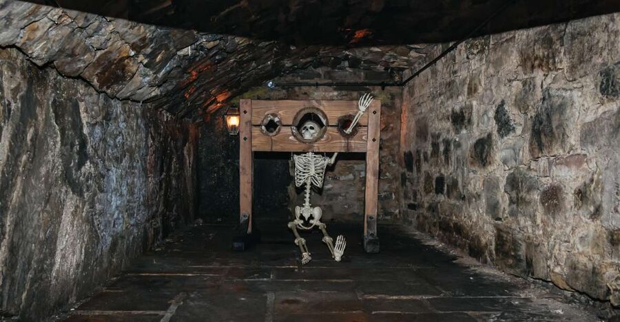 Edinburgh: Old Town and Underground Historical Tour - Price and Value: What $27 Buys You in Real Terms