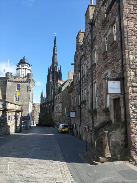 Edinburgh: Old Town Highlights Walking Tour - Should You Book This Old Town Highlights Tour?