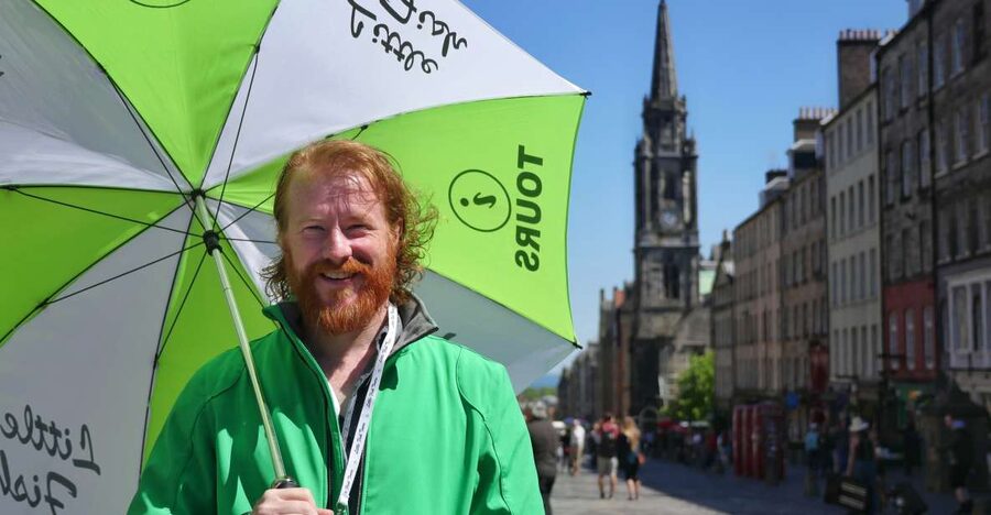 Edinburgh: Old Town History and Tales Walking Tour - Key reasons this Old Town walk works so well