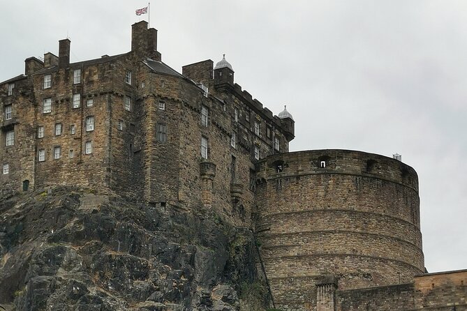 Edinburgh Old Town Private Self-Guided Tour - Edinburgh Castle: The Big Name With a Clear Choice on Tickets