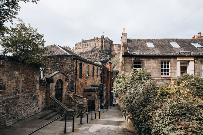 Edinburgh: Old Town's Highlights Walking Tour - Why This Old Town Walk Works So Well on Your First Day