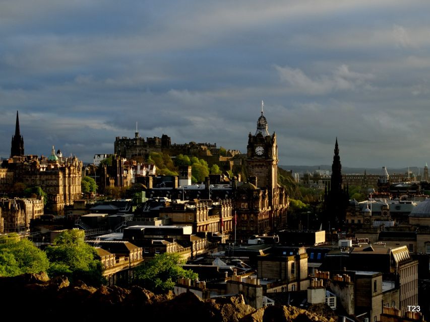 Edinburgh: Old Town Stories - Guided Walking Tour - Quick hits before you go