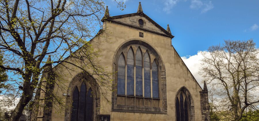 Edinburgh: Old Town Walking Tour with an APP - St Giles’ Cathedral: the most satisfying architecture stop