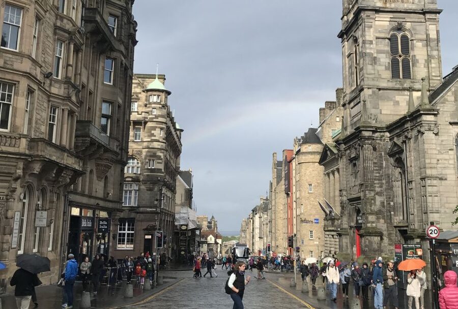 Edinburgh: Outlander Series and Jacobites Walking Tour - Walking the Royal Mile with Jacobites and Outlander filming locations