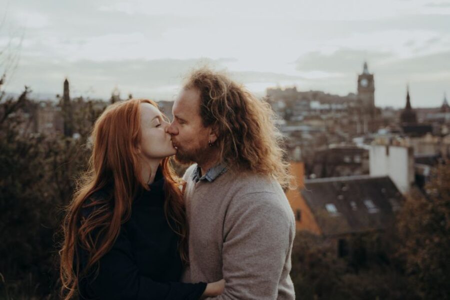 Edinburgh: Photo Shoot with a Private Vacation Photographer - How Your Photographer Builds the Shoot Around You