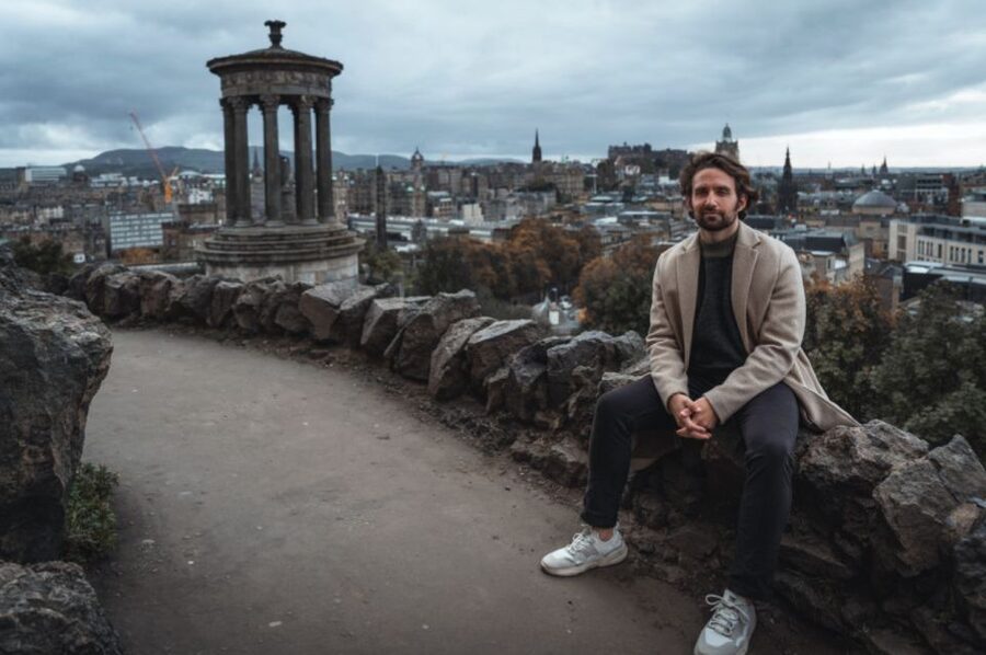 Edinburgh: Photo Shoot with a Private Vacation Photographer - What You Get Afterward: Edited Photos in 5 Working Days