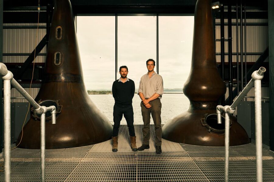Edinburgh: Port of Leith Distillery Tour & Tasting - Whisky Bar Views and How to Make This Tour Feel Like an Afternoon