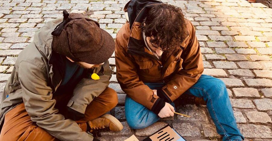 Edinburgh: Private Sherlock Holmes Adventure Tour Challenge - Guide support, including the name you might hear: Sabi
