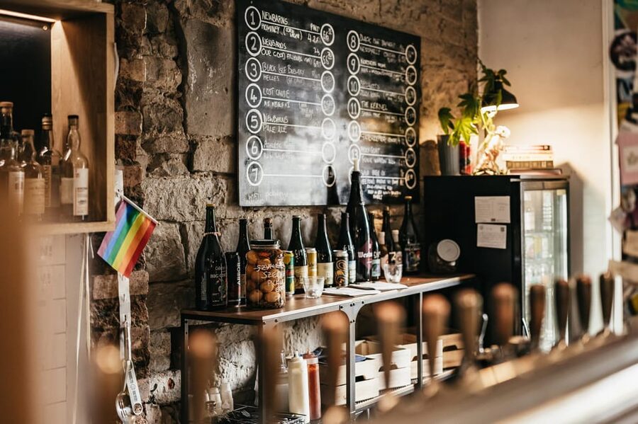 Edinburgh: Pubs and History Guided Walking Tour with Beer - Should You Book This Tour?
