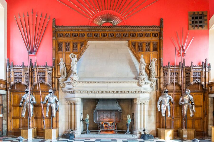 Edinburgh: Royal Attractions with Hop-On Hop-Off Bus Tours - Why the royal trio plus hop-on buses works in Edinburgh