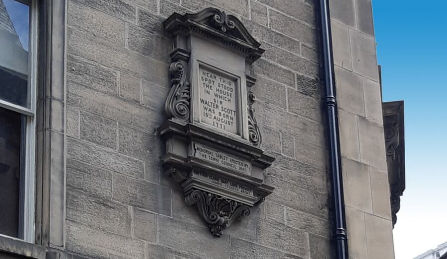 Edinburgh: Royal Mile Scottish Enlightenment Walking Tour - From St Giles Cathedral to Calton Hill, the 2.5 Hour Route