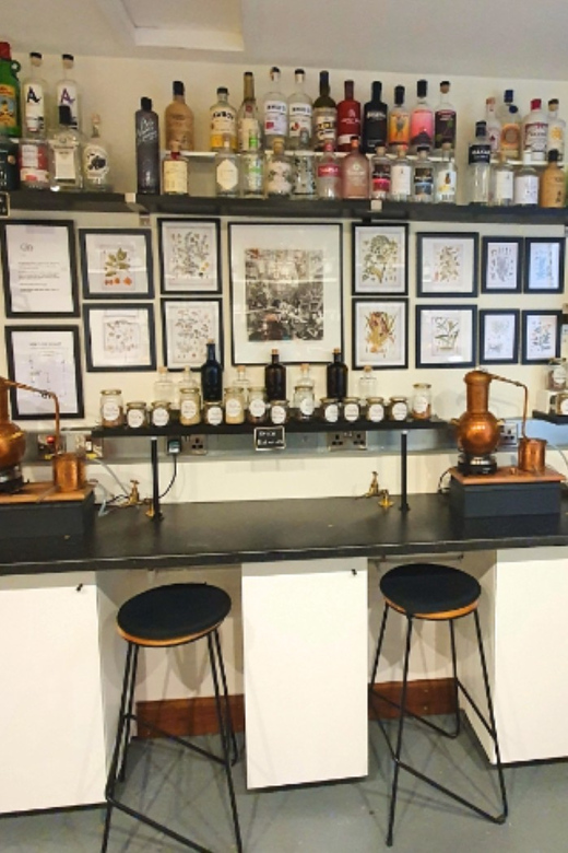Edinburgh: Rum Distillation Workshop with Rum Tasting - Rum tasting that teaches you what to notice