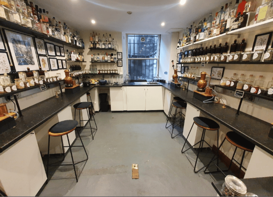 Edinburgh: Rum Distillation Workshop with Rum Tasting - Making your own bespoke 500ml bottle with hand-picked ingredients