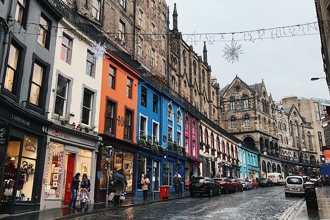 Edinburgh's Amazing Harry Potter Walking Tour - Kids Free! - Old Town streets and the spooky pull of Greyfriars