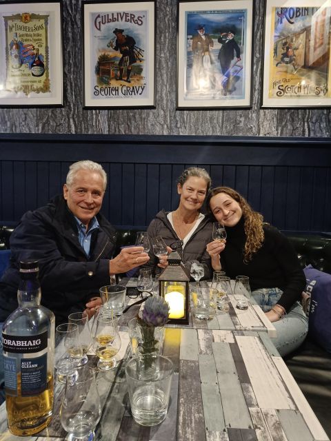 Edinburgh: Scotch Whisky Tasting - Scotland's True Spirit - Comparing regions and distilleries: why single malts feel different