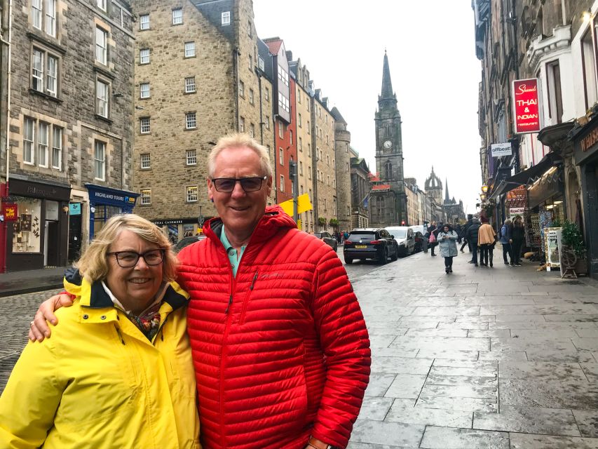 Edinburgh: Scottish Whisky Tasting with a Local Expert - The Old Town walk: whisky history you can hear, not just read