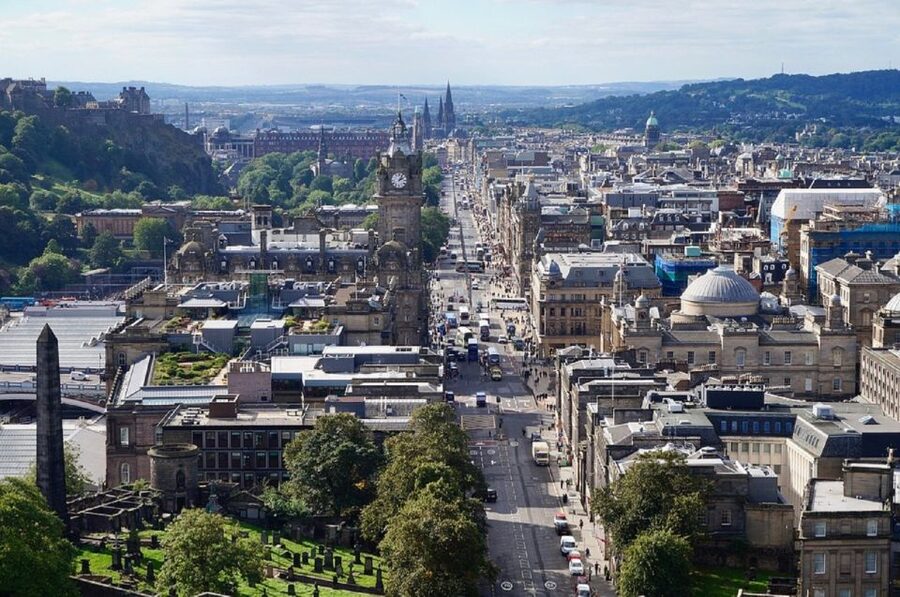 Edinburgh Shore Excursion: City Tour & Royal Yacht Britannia - Should you book this Edinburgh shore excursion?