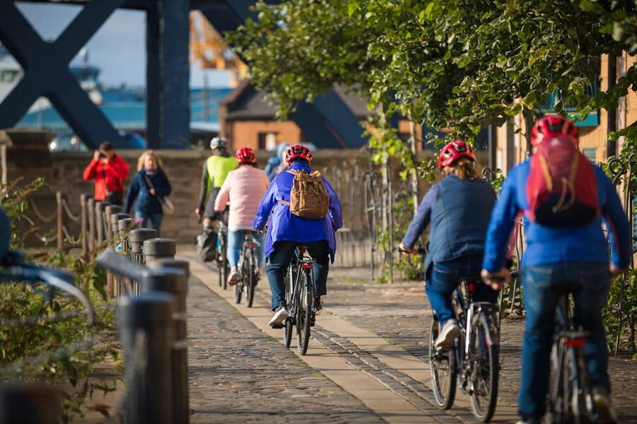 Edinburgh: Sightseeing Bike Tour - What to Pack for a 3-Hour Ride in Real Edinburgh Weather