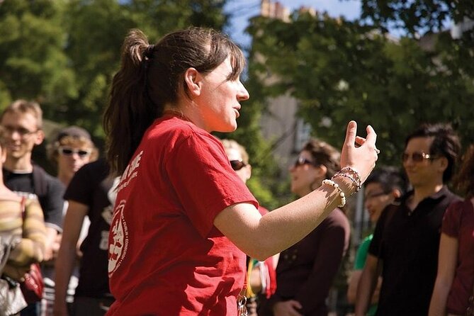 Edinburgh Skip-the-Ticket-Line Castle Walking Tour - The Guided Walk: What You Actually Do With Your 90 Minutes