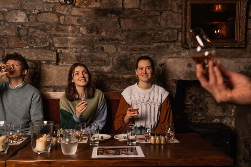Edinburgh: Small-Group History of Whisky Tour with Tasting - The Old Town Stops: Wynds, Closes, and the Seedier Side of Whisky