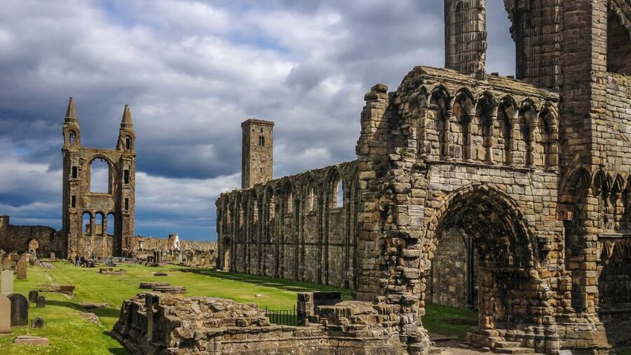 Edinburgh: St Andrews, Dunfermline Abbey and Fife Coast Tour - Key Highlights You’ll Actually Feel During This Day