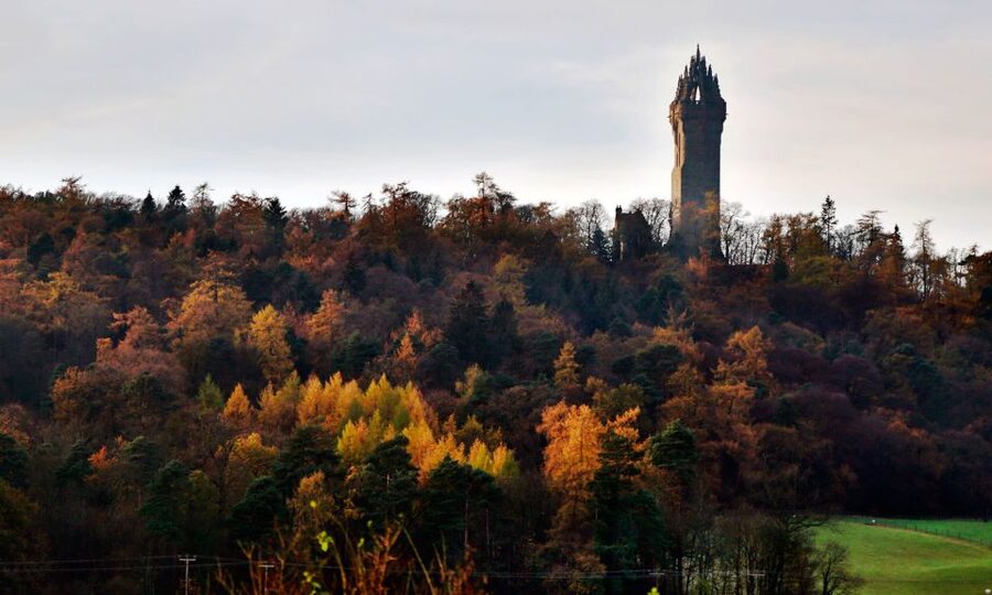 Edinburgh: Stirling, Whisky & St Andrews Tour in Italian - Key things you should know before you go