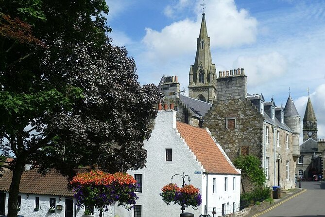 Edinburgh: The Outlander, Palaces & Jacobites Tour - Midhope Castle in summer, or the Forth Bridges in winter
