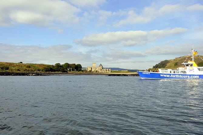 Edinburgh Three Bridges Cruise - Inchcolm Island Stop: The Optional Landing That Can Make It Extra Meaningful