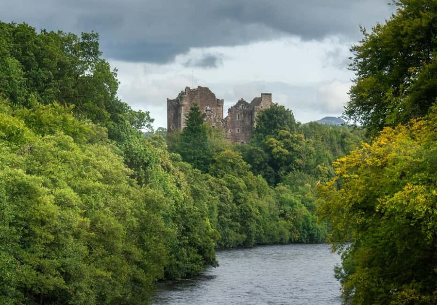 Edinburgh to Scottish Highlands: Whisky, Views & Hairy Coos - The Kelpies and Stirling viewpoints: a morning warm-up for your camera