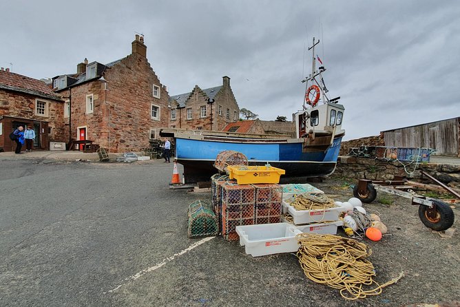 Edinburgh to St Andrews private driving tour - Optional Kingsbarns Distillery stop for whisky or gin lovers