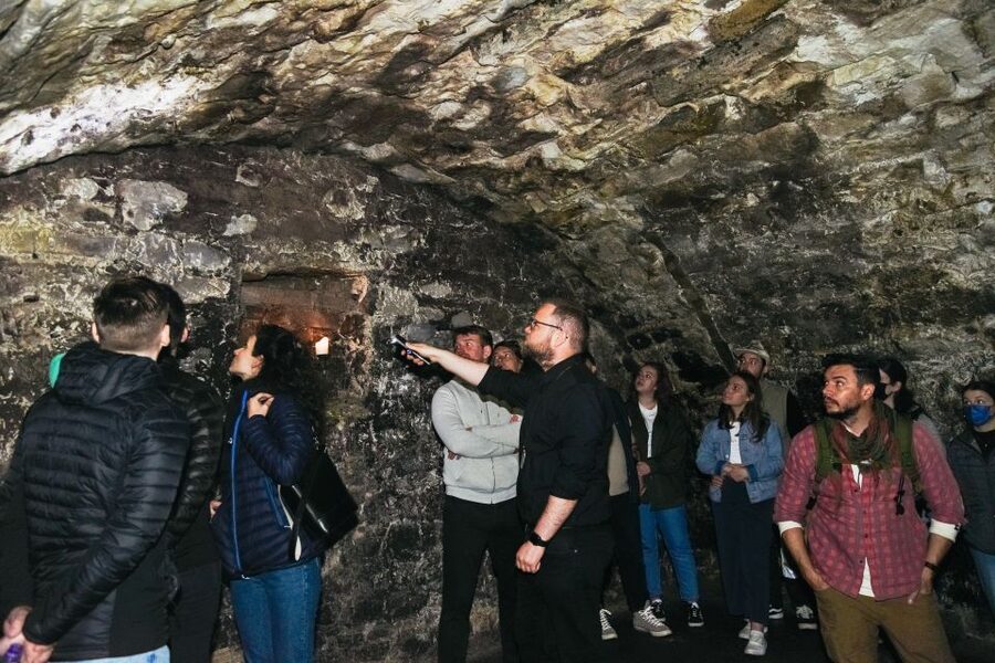 Edinburgh: Underground Vaults Tour - Planning notes that affect your comfort and enjoyment