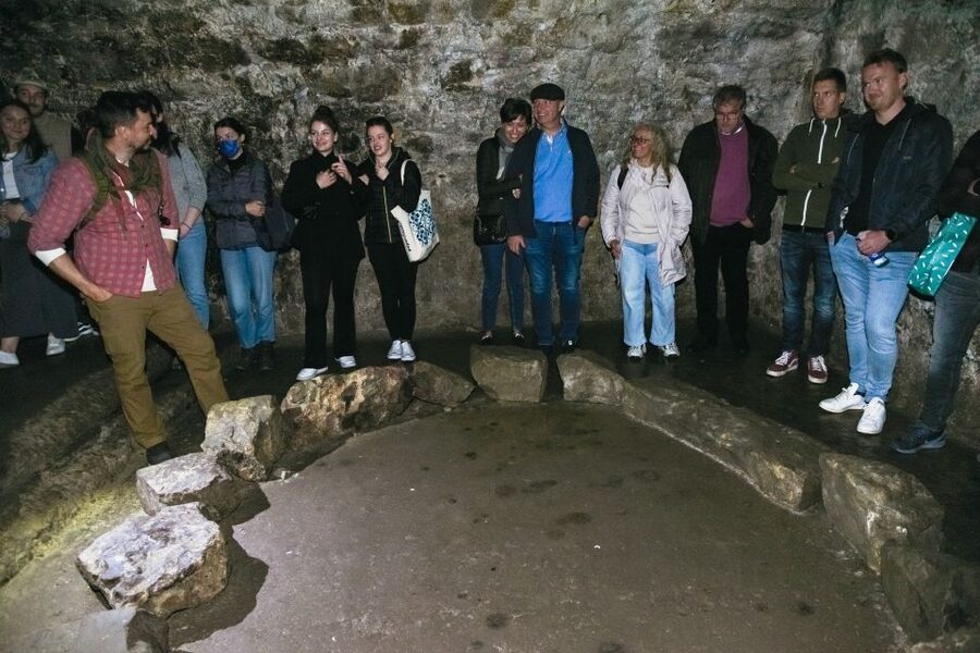 Edinburgh: Underground Vaults Tour - Price and time: is $32 for an hour worth it?