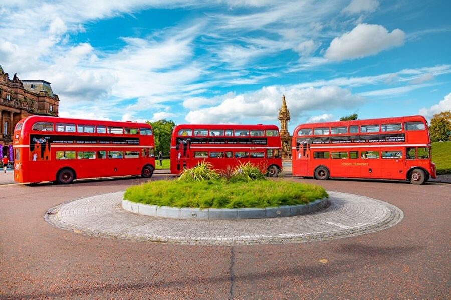 Edinburgh: Vintage Bus Tour with Afternoon Tea or Gin - Key things to know before you go