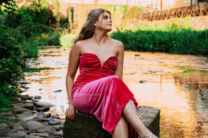 Elegant Professional Private Photoshoot Tour in Edinburgh - Stop 1: Dean Village for a calm, fairytale-style start