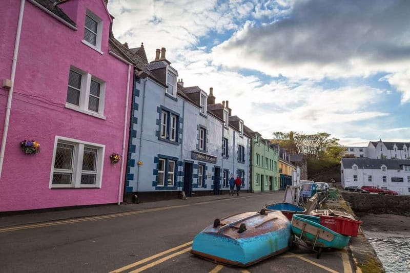 From Edinburgh: 6-Day Isle of Skye and Hebridean Hopper Tour - Day 4: Stornoway to Portree with Harris stops and the ferry to Skye