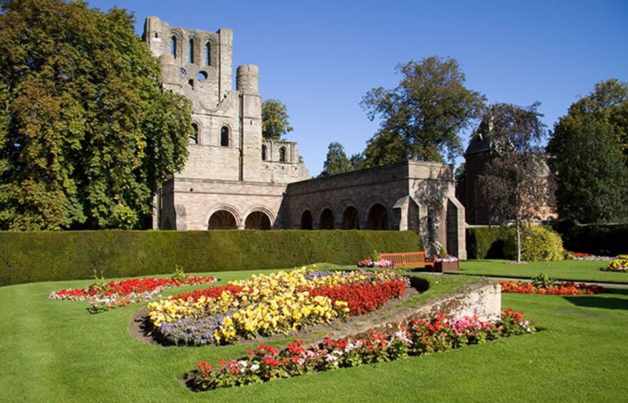 From Edinburgh: Alnwick Castle and Scottish Borders Tour - Border Country in One Day, Alnwick Castle Plus Real-World History