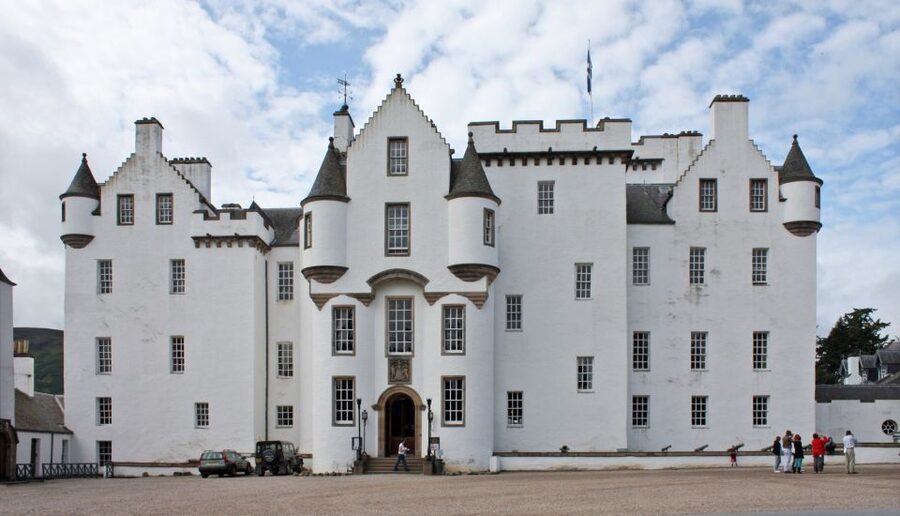 From Edinburgh: Best of Scotland Small-Group Day Tour - Blair Castle: 700 years, Jacobites, Mary Queen of Scots, and the Atholl Highlanders