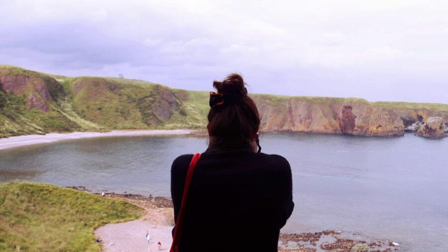 From Edinburgh: Glamis and Dunnottar Castles Tour in Spanish - Spanish on the road, with real-world flexibility