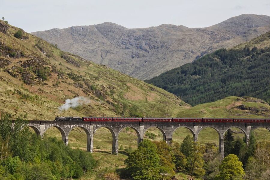 From Edinburgh: Hogwarts Express and Scottish Highlands Tour - Rannoch Moor and the Wilderness Feeling
