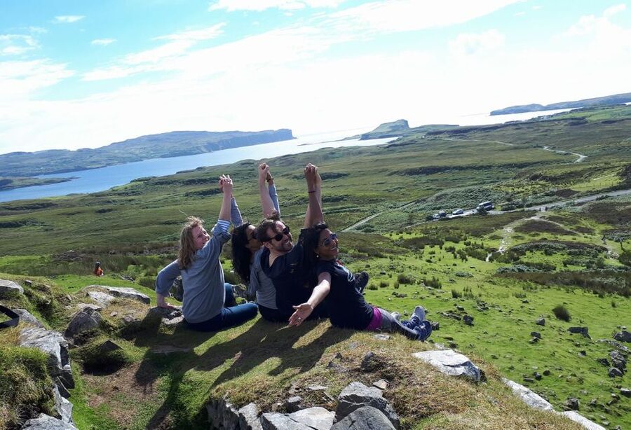 From Edinburgh: Isle of Skye and Hogwarts Express 4-Day Trip - Guides are the product here, from humor to timing