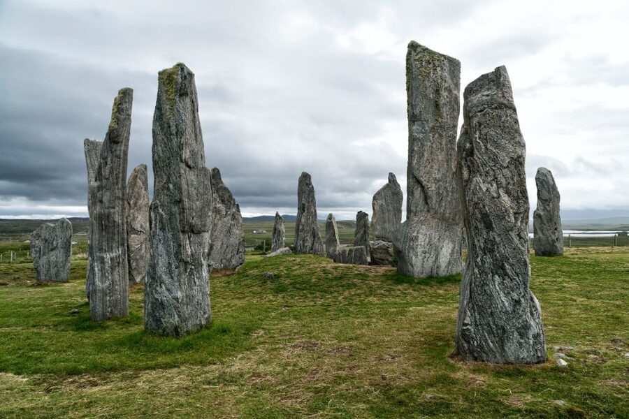 From Edinburgh: Isle of Skye and Outer Hebrides 6-Day Tour - Day 3: Dun Carloway, Gearrannan Blackhouse Village, and the Butt of Lewis