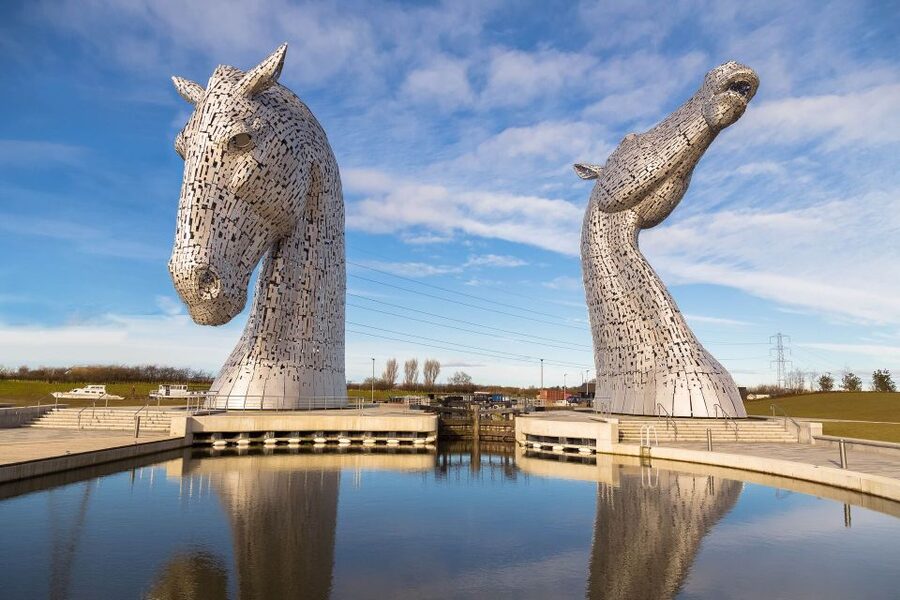 From Edinburgh: Loch Lomond, Stirling Castle & The Kelpies - A One-Day Sampler From Edinburgh: Kelpies, Loch Lomond, Stirling
