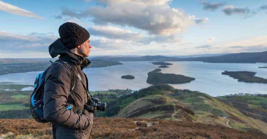 From Edinburgh: Loch Lomond, Stirling Castle & The Kelpies - Guide and Audio Guides: English Live, Plus Headset for Extras