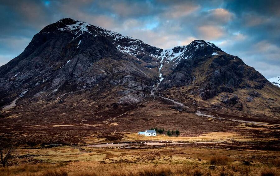 From Edinburgh: Loch Ness and Highlands Tour in Spanish - Glen Coe Photo Stop: Where You’ll Stop for the View and Stay for the Stories