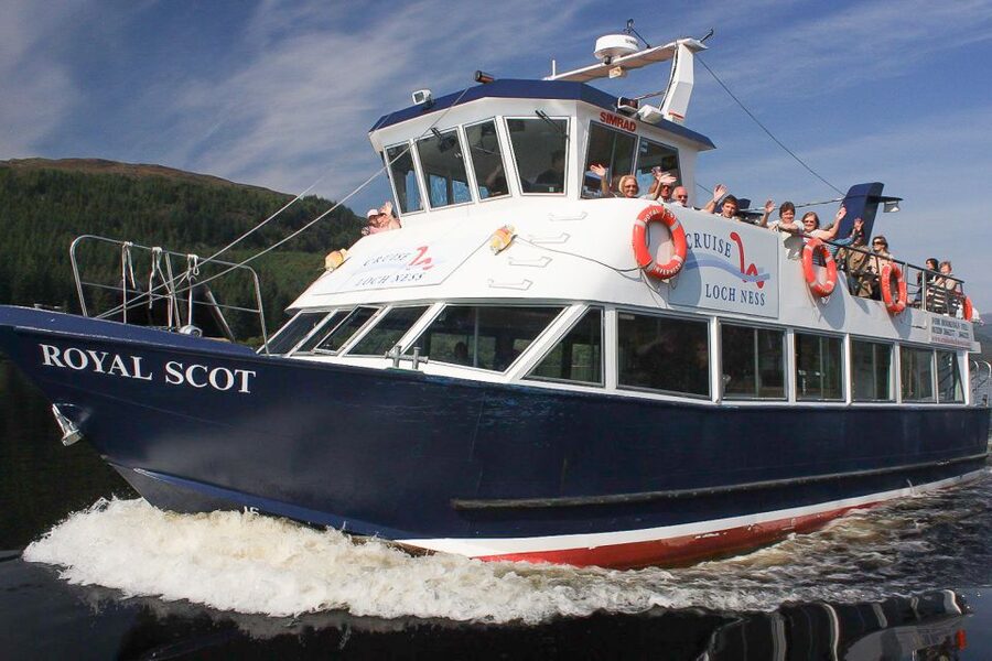 From Edinburgh: Loch Ness and The Highlands Tour - Guides, language, and the simple things that make the day smoother
